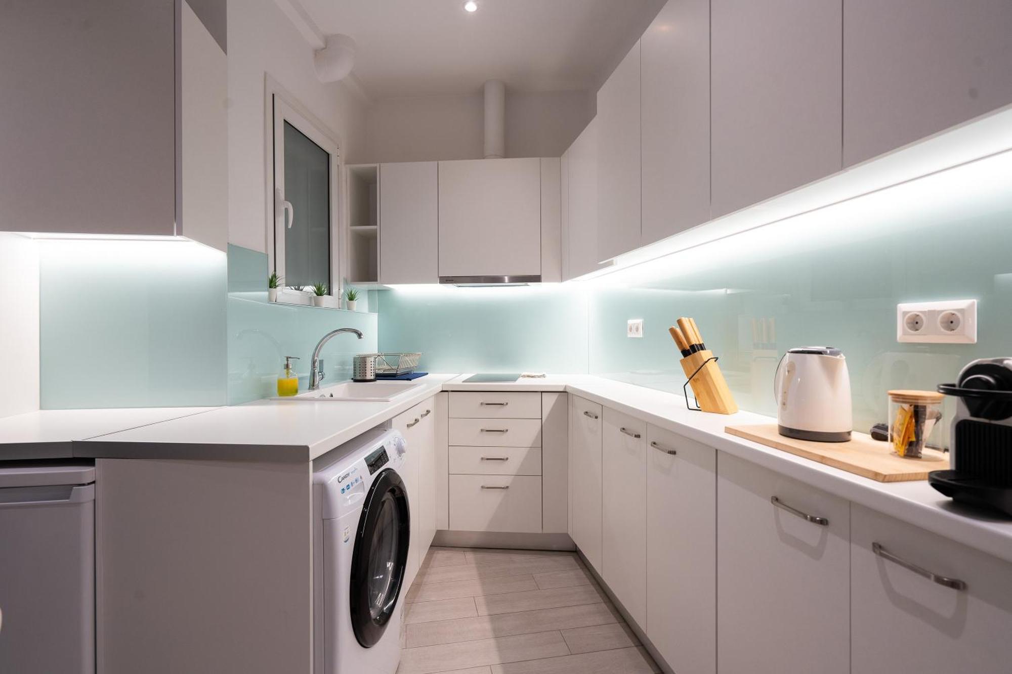 Stunning Cozy Apartment In 아테네 외부 사진
